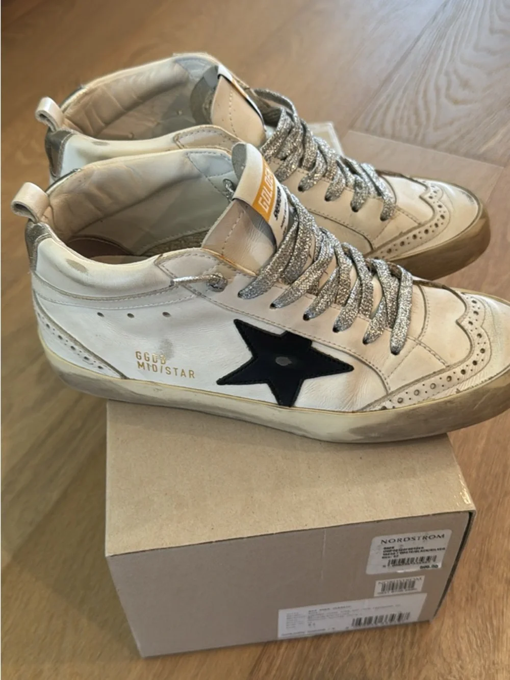Golden Goose distressed Mid Star Sneaker - Picture 2 of 6